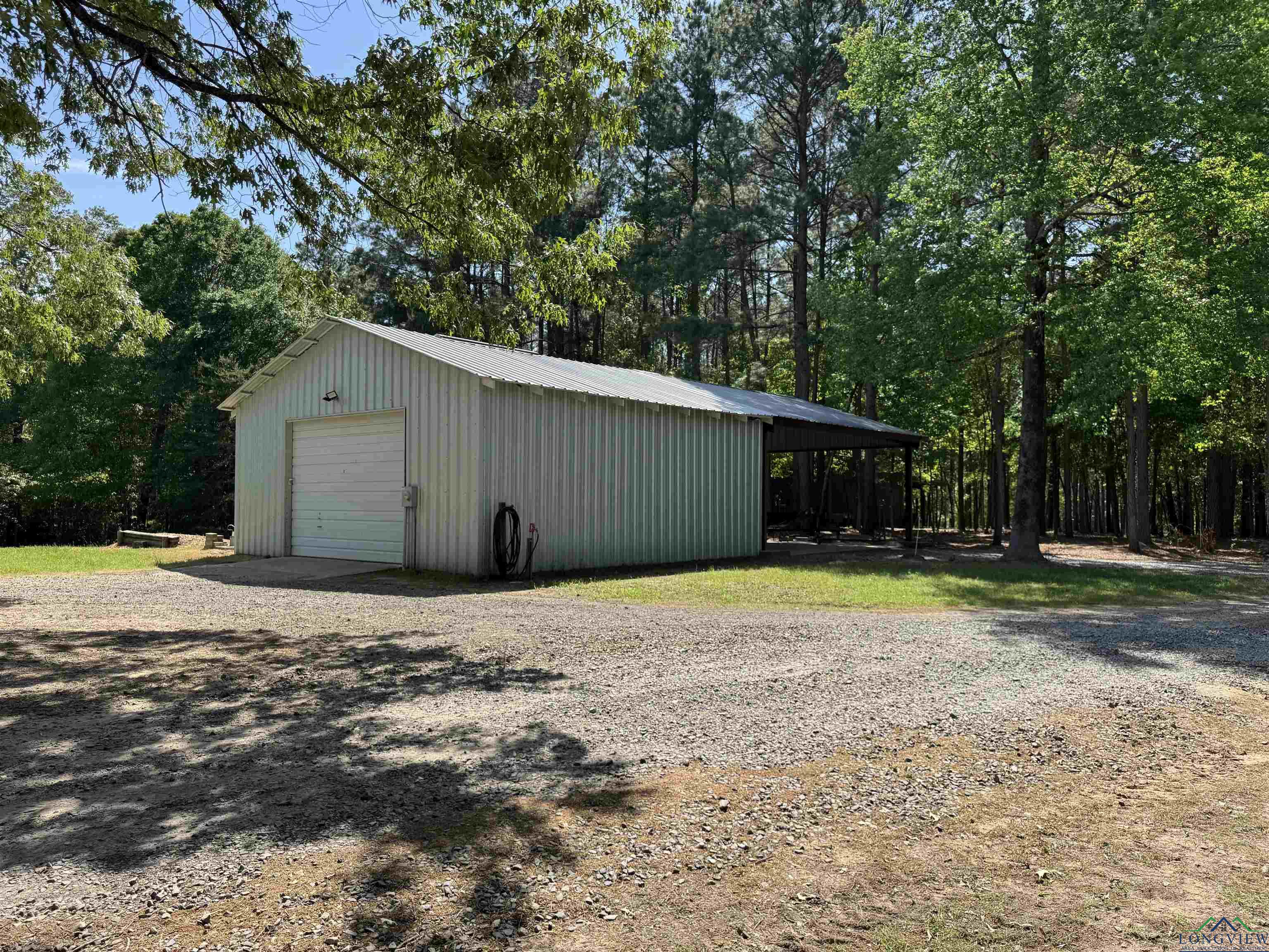 1355 Snapdragon Rd, Diana, Texas image 6