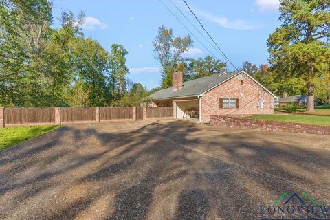 A home in Gilmer