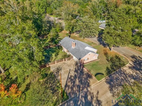 A home in Gilmer