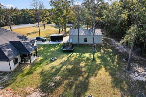 A home in Gladewater