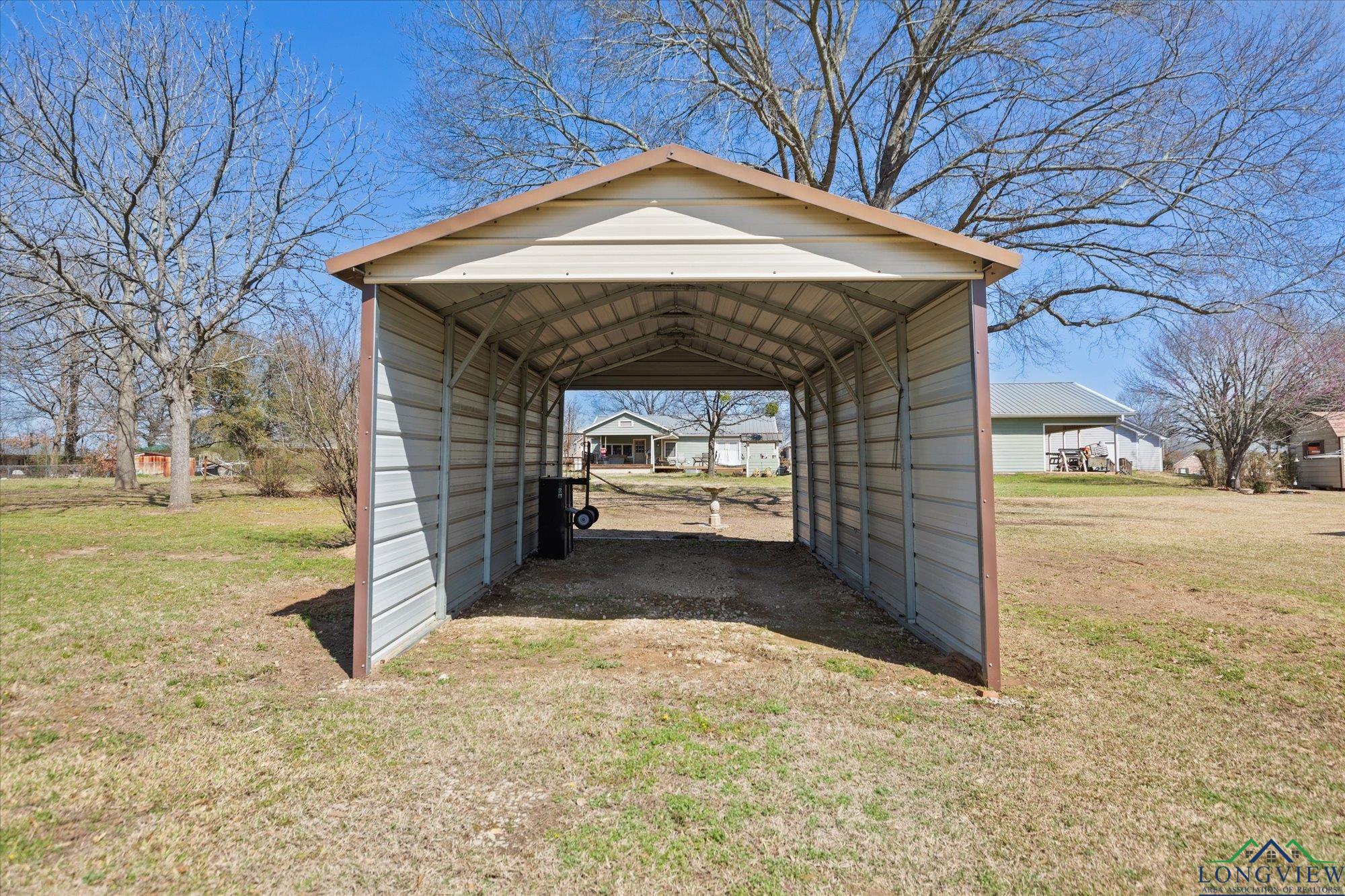 201 Terry St, White Oak, Texas image 29
