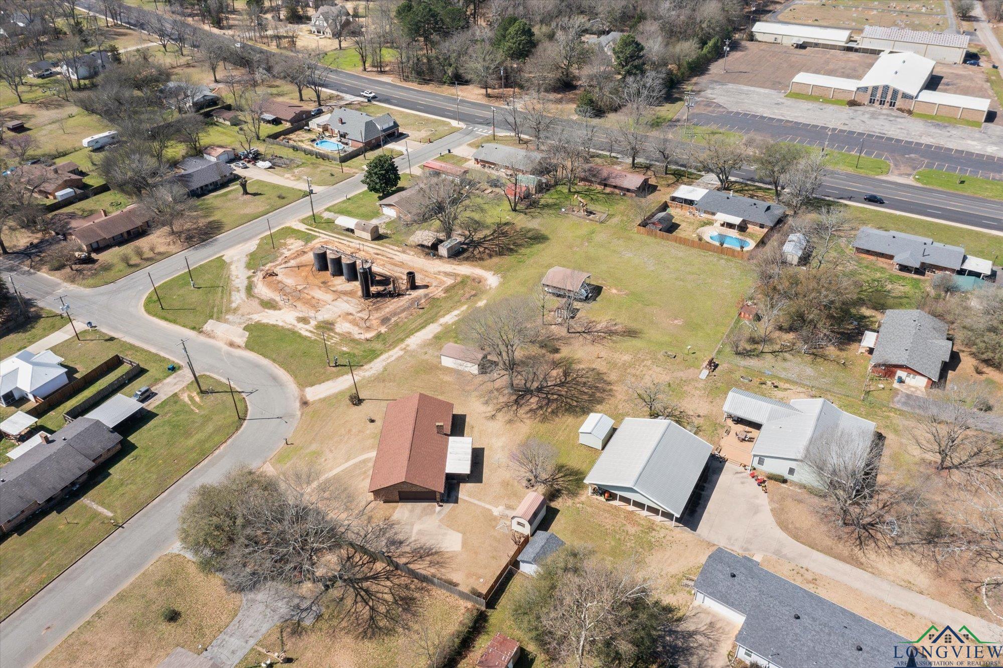 201 Terry St, White Oak, Texas image 37