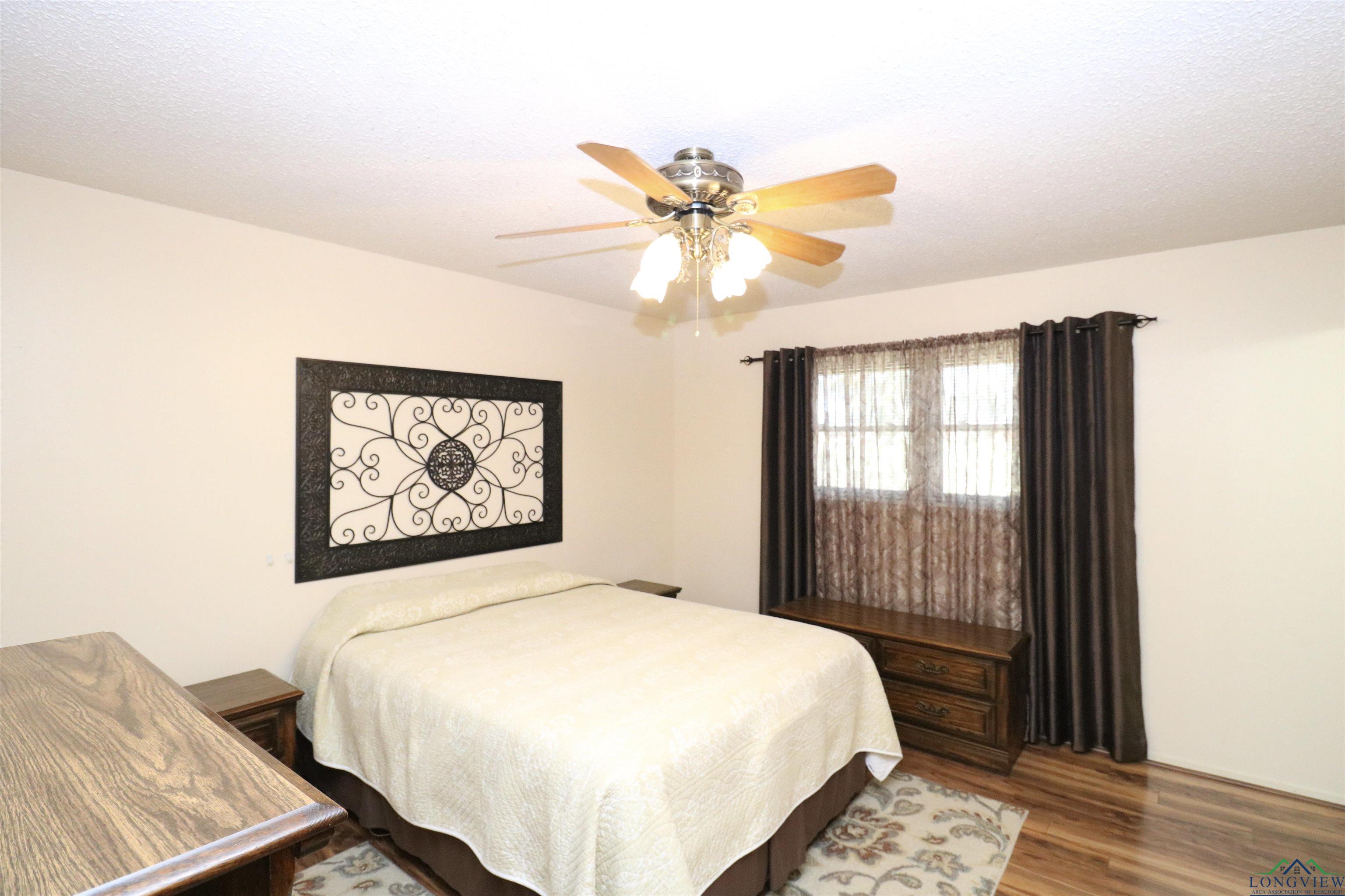 201 Terry St, White Oak, Texas image 20
