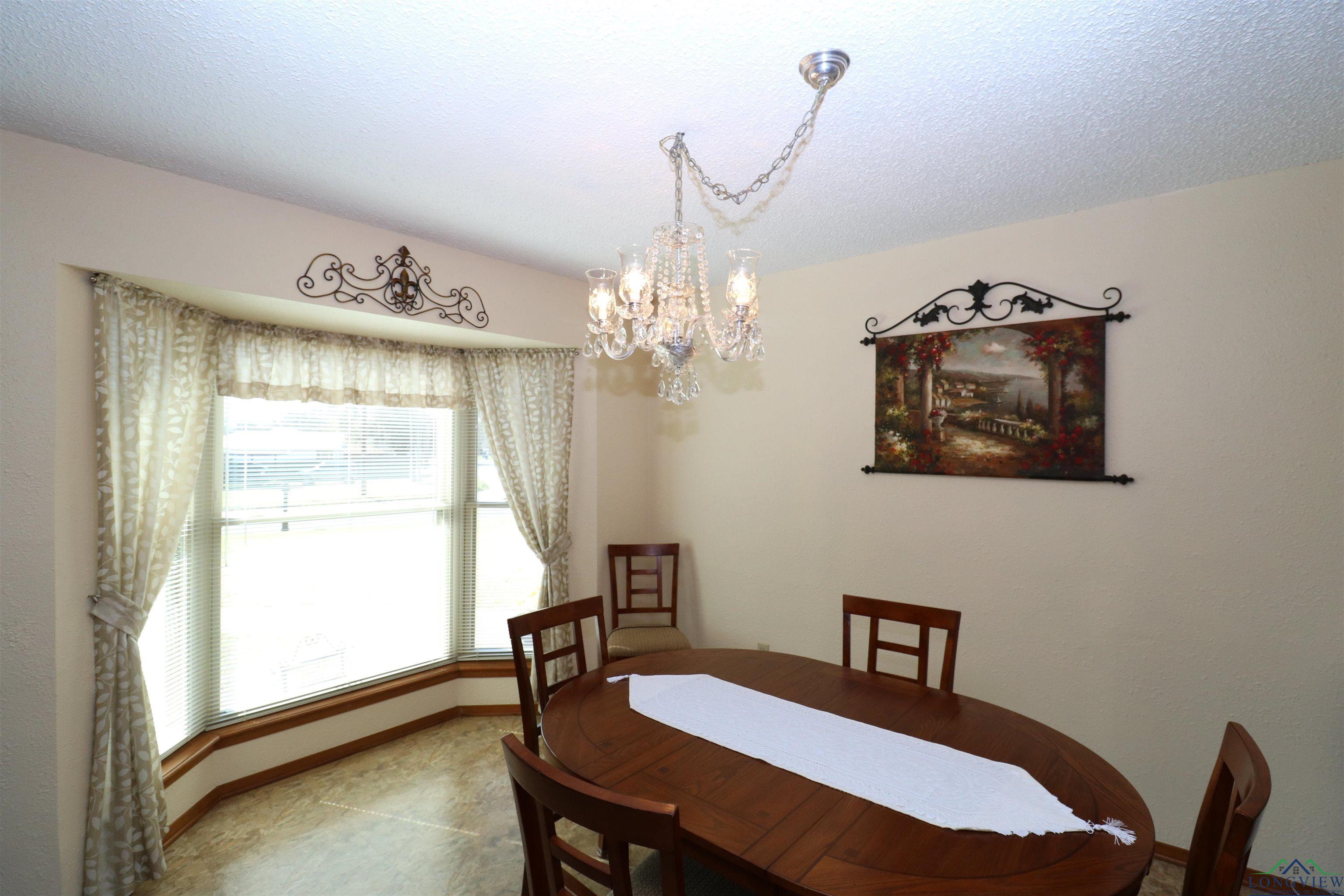 201 Terry St, White Oak, Texas image 14