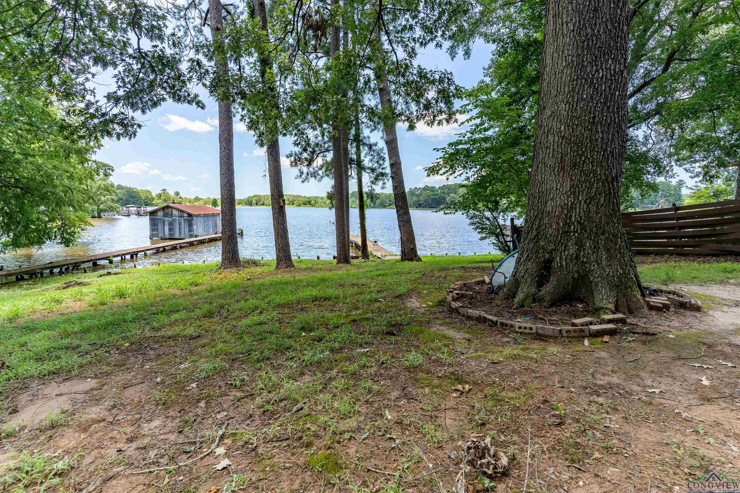 140 County Rd 4034, Carthage, Texas image 9