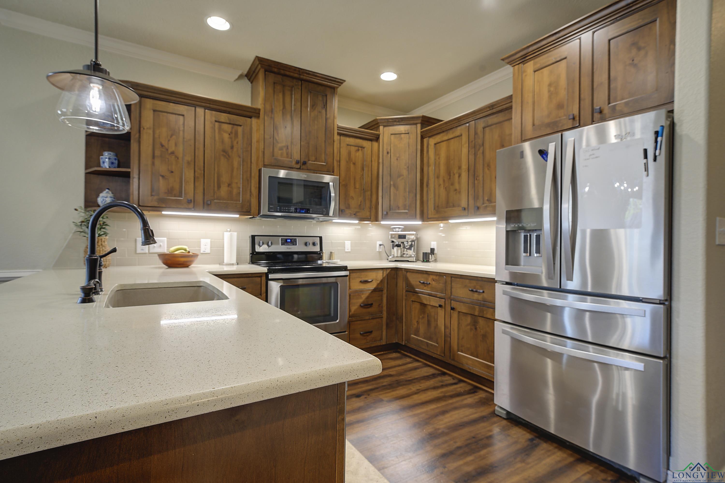 6 King Ranch, Texarkana, Texas image 10