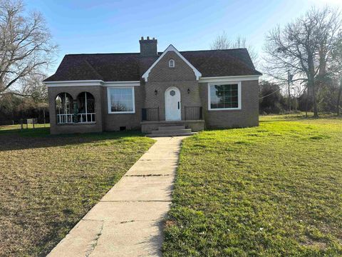 Homes For Sale - 1406 E Main St<br/> Atlanta, TX 75551