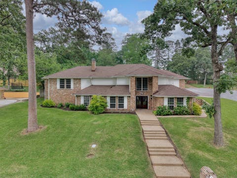 Homes For Sale - 6112 Sutherland Dr<br/> Smith County, Tyler, TX 75703