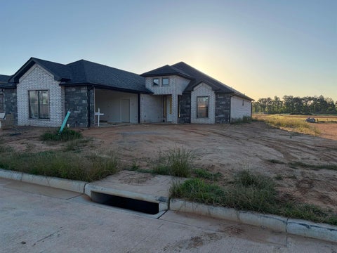 Homes For Sale - 107 Moonlight Dr<br/> Hallsville, TX 75650