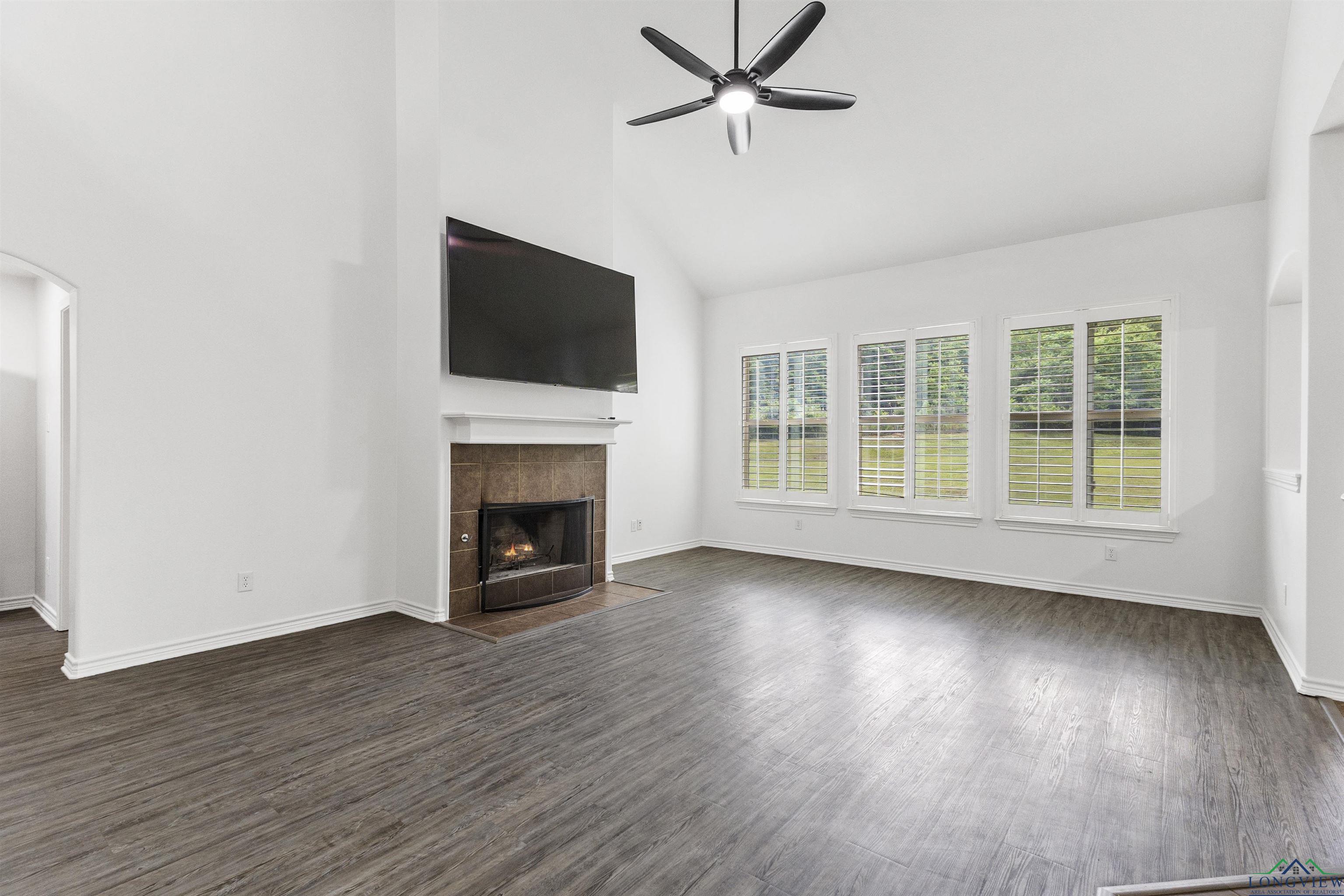 230 Sweetheart Ln, Longview, Texas image 4