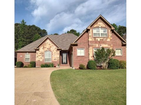 Homes For Sale - 4021 Vintage Trail<br/> Longview, TX 75605