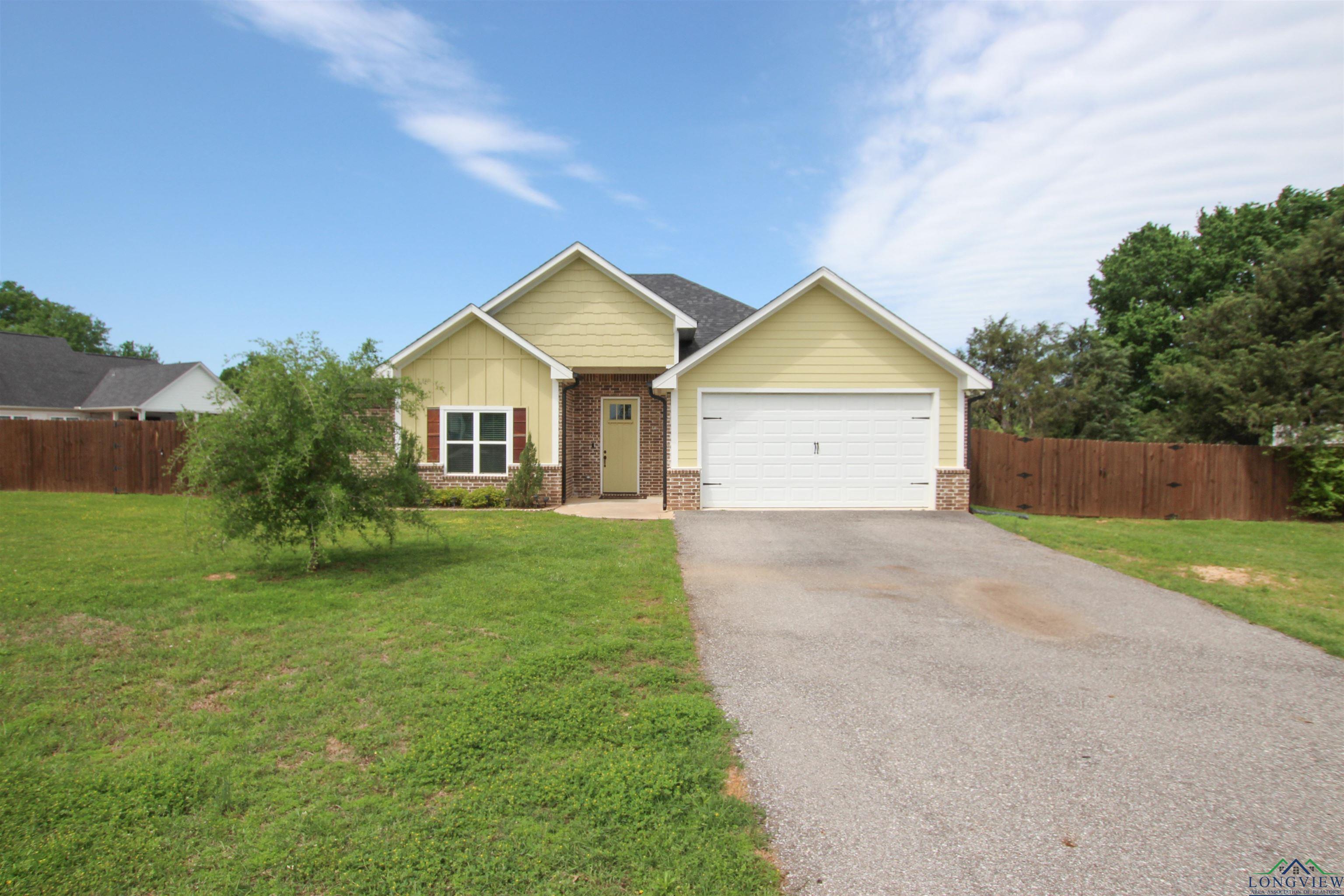 21515 Kayla Ln, Mineola, Texas image 1