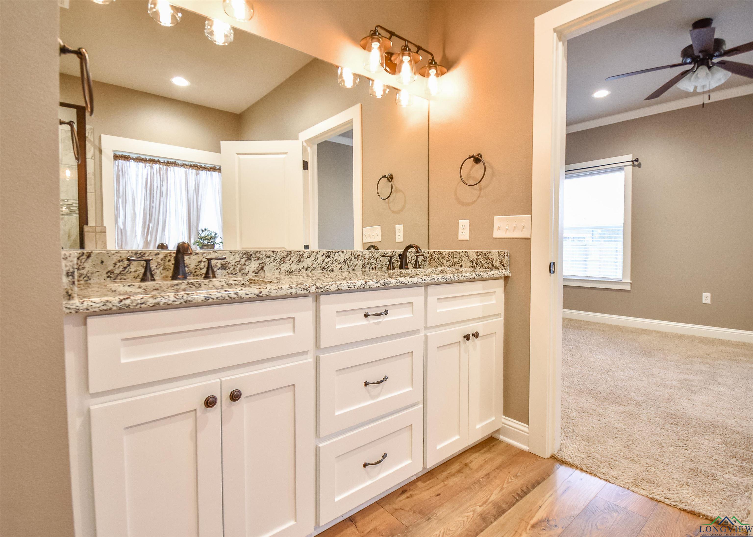 21515 Kayla Ln, Mineola, Texas image 10