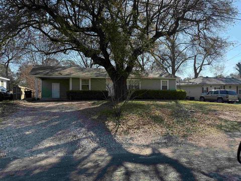Homes For Sale - 606 Leota Street<br/> Gregg County, Longview, TX 75601