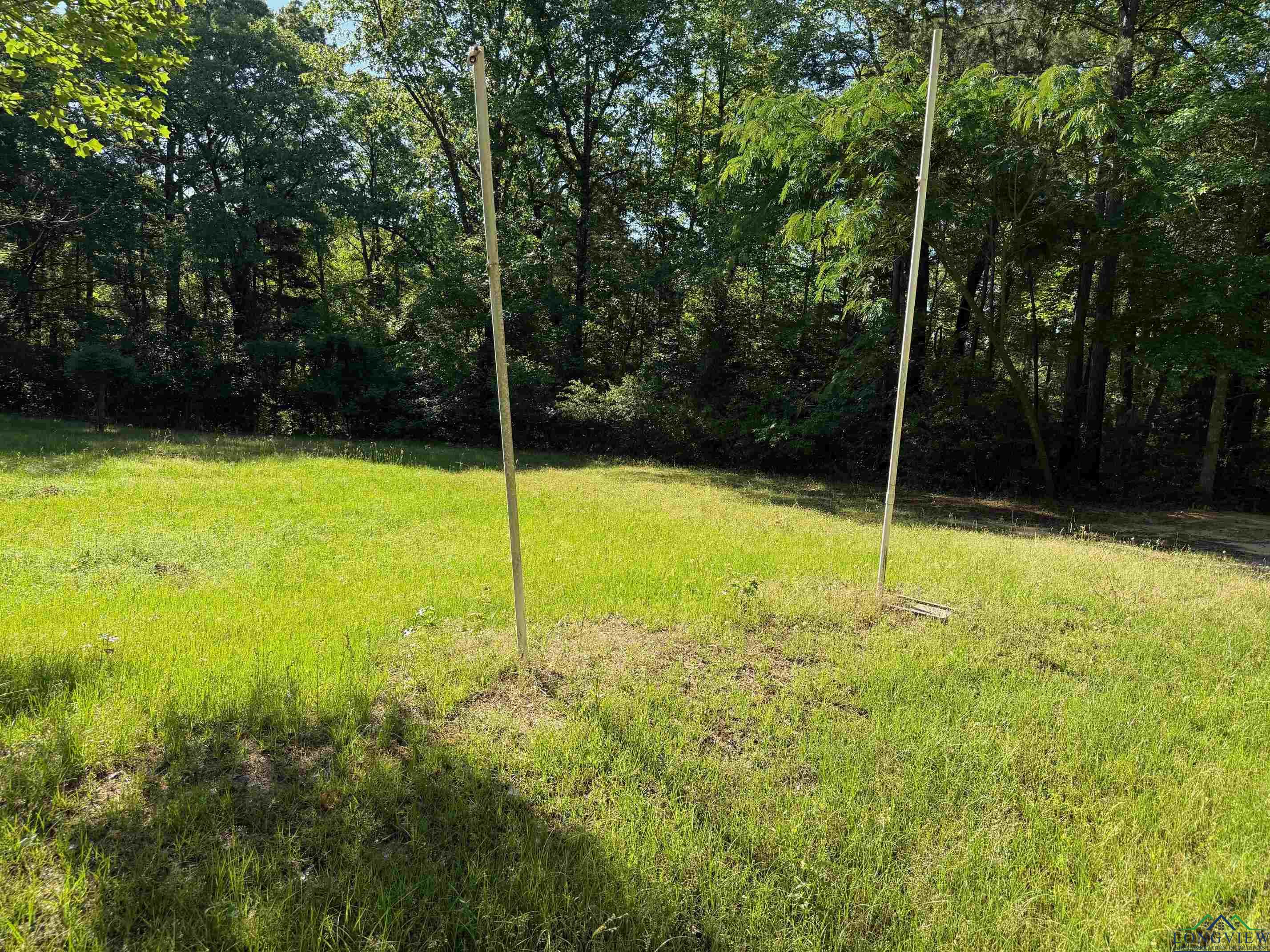 670 Seminole Loop, Jefferson, Texas image 1