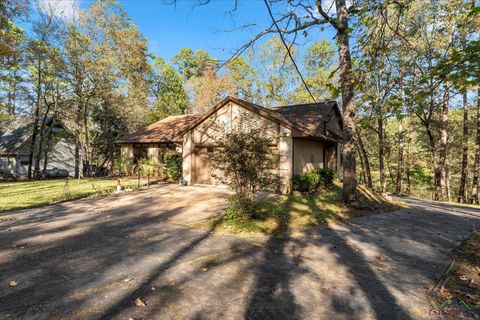 A home in Avinger