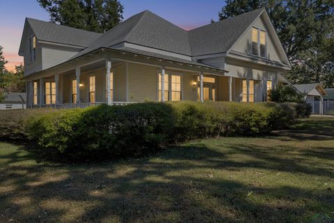 Homes For Sale - 304 & 308 N Alley<br/> Marion County, Jefferson, TX 75657