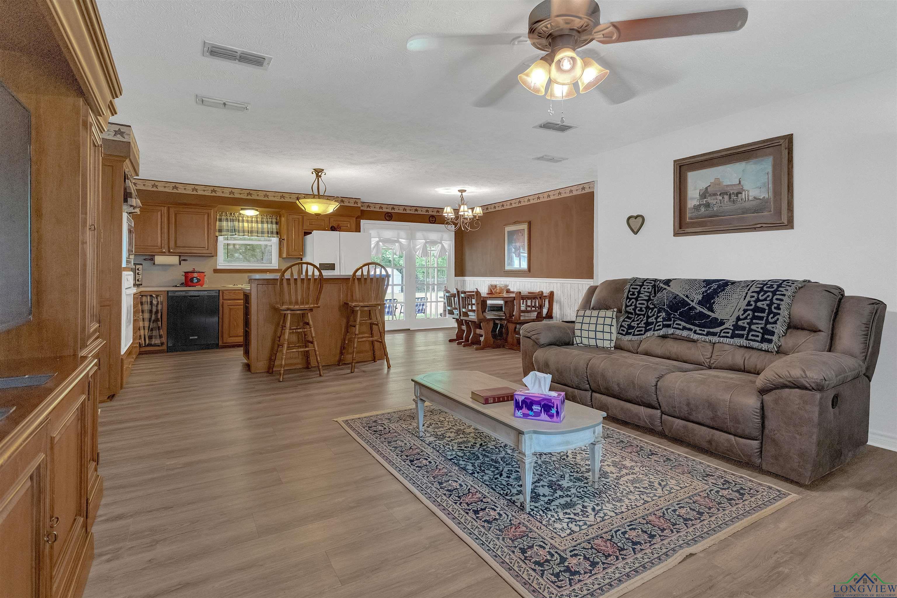 226 Circle Ridge, Gilmer, Texas image 8