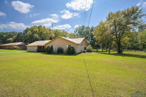 A home in Daingerfield