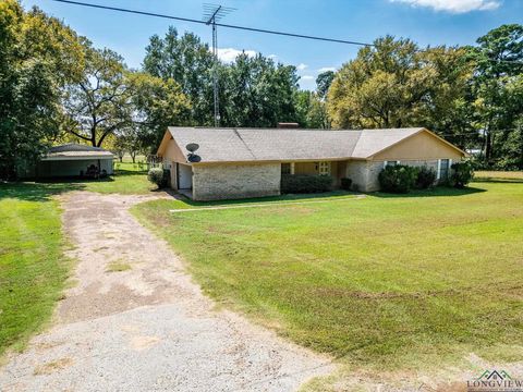 A home in Daingerfield