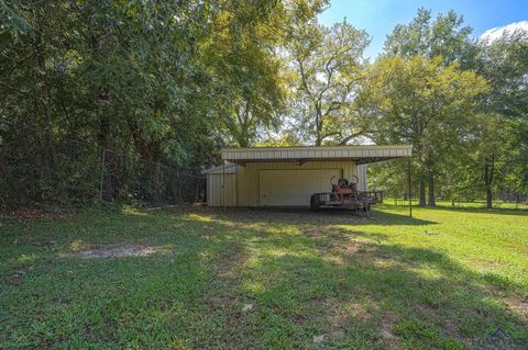 A home in Daingerfield