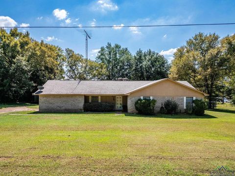 A home in Daingerfield