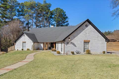 Homes For Sale - 1405 Wisteria Ln<br/> Longview, TX 75604