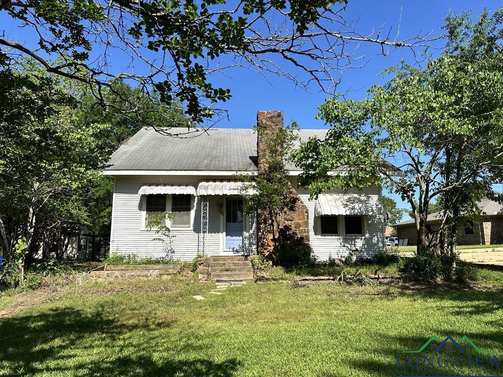 504 N Main St, Linden, Texas image 1