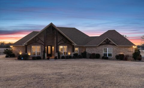 Homes For Sale - 15671 Stallion Lake Blvd<br/> Smith County, Lindale, TX 75771