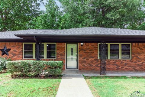 A home in Kilgore