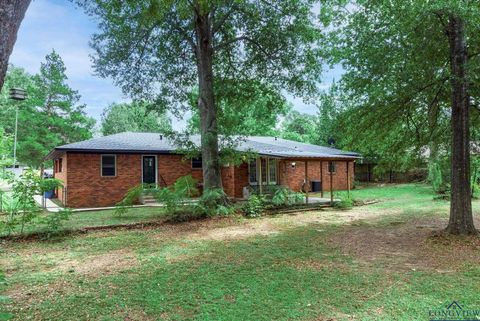 A home in Kilgore