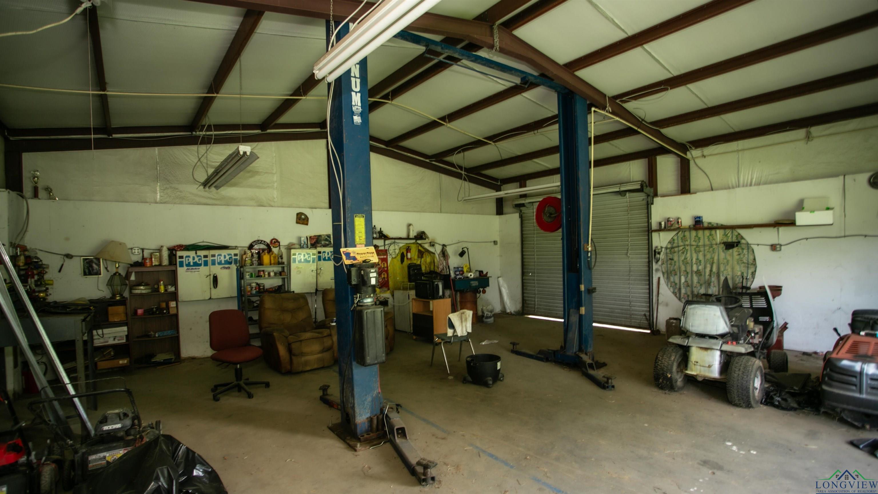 775 N Hearne, Waskom, Texas image 3