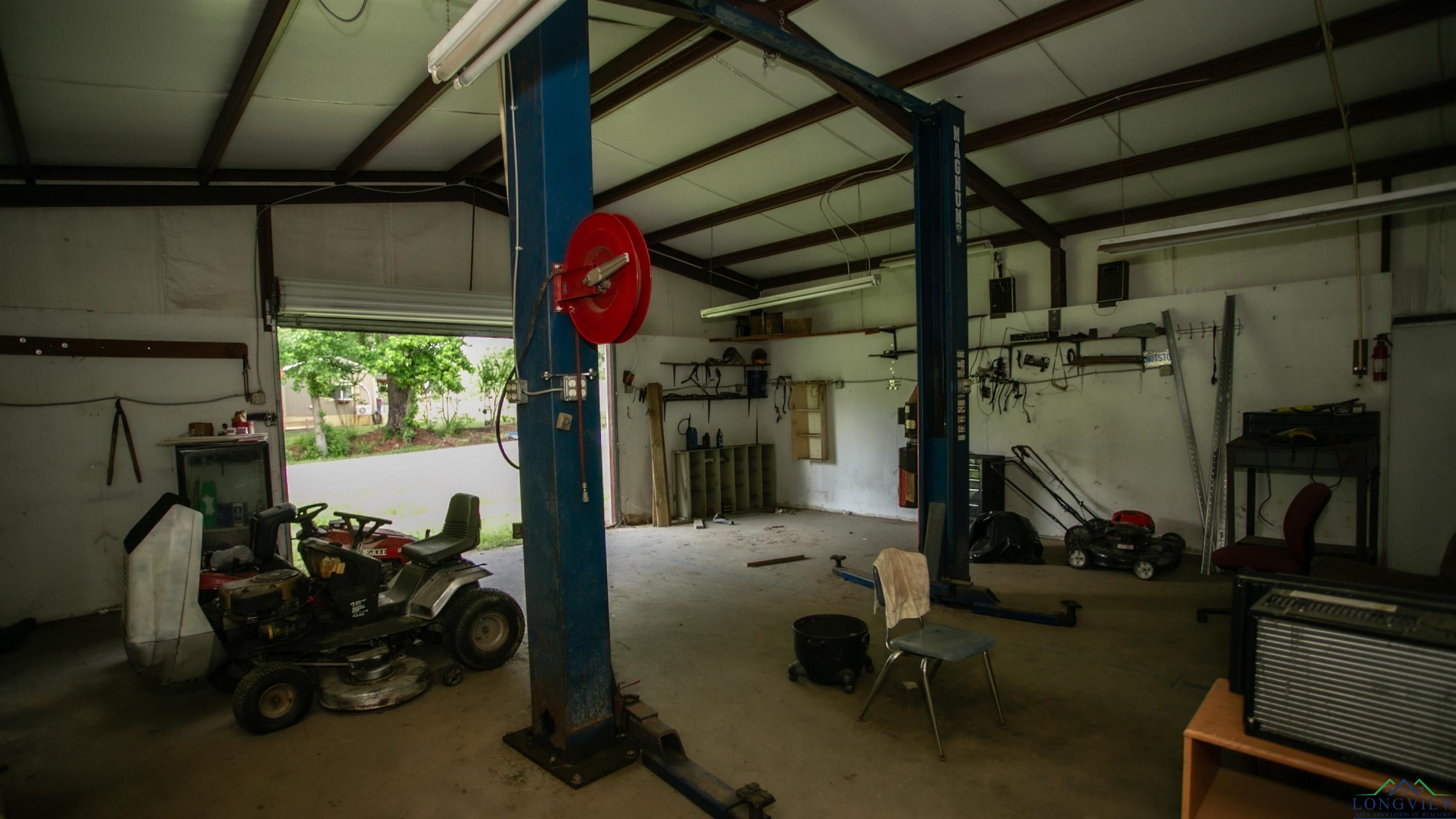 775 N Hearne, Waskom, Texas image 4