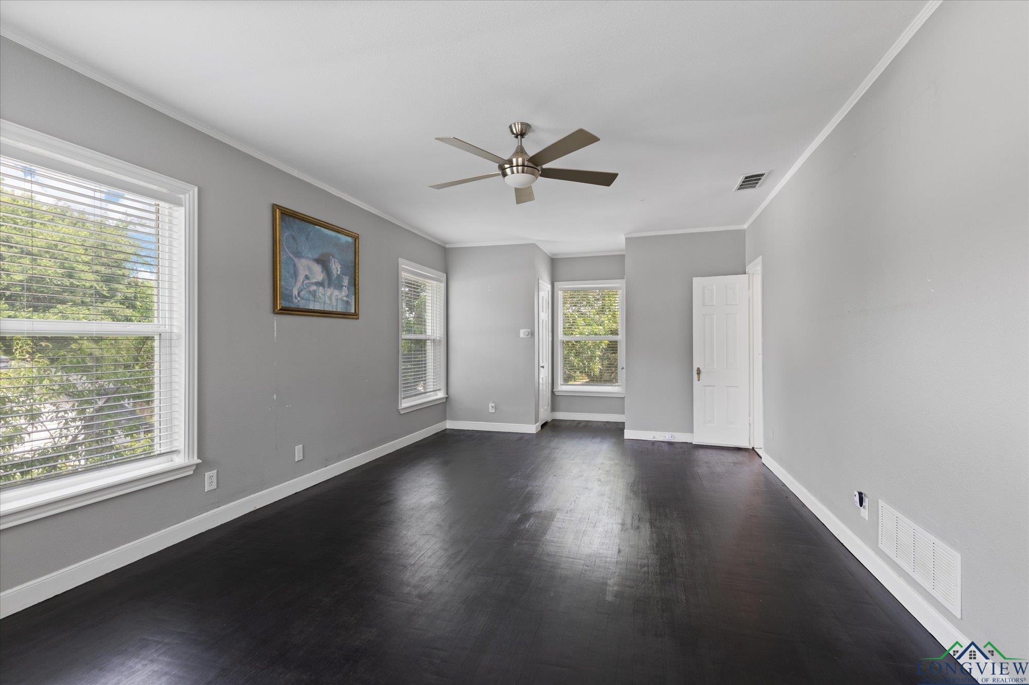 513 E Young, Longview, Texas image 36