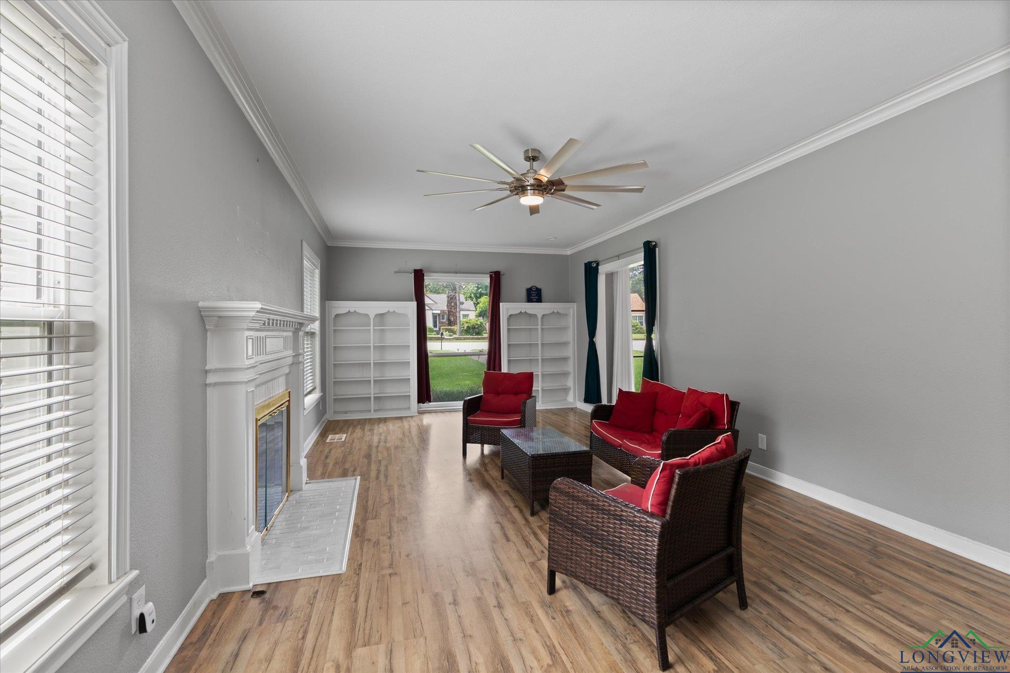 513 E Young, Longview, Texas image 10