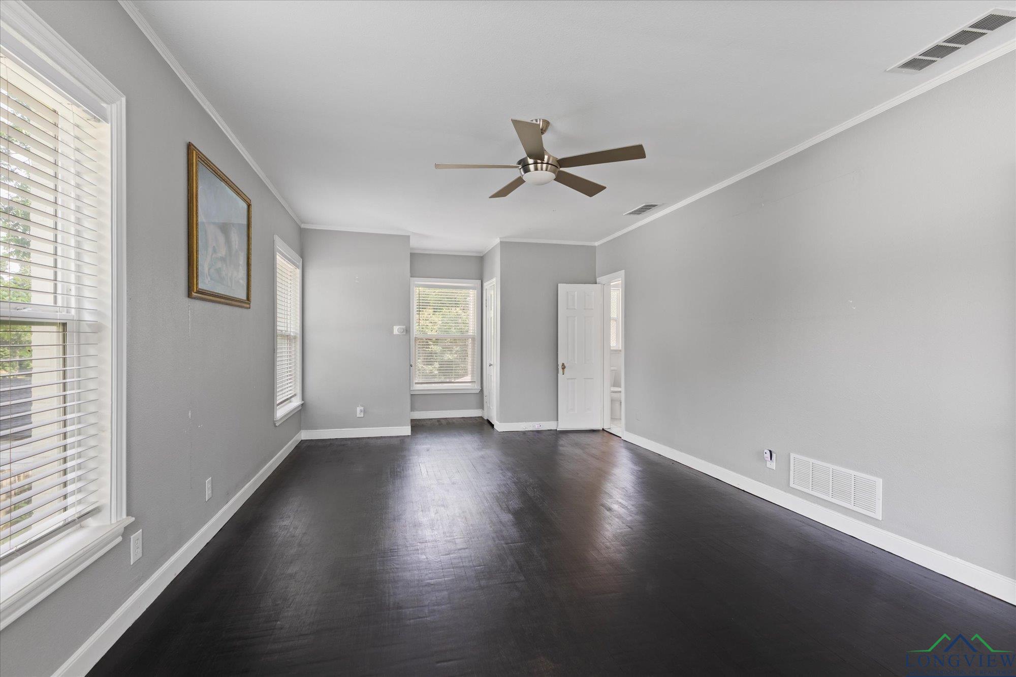 513 E Young, Longview, Texas image 37