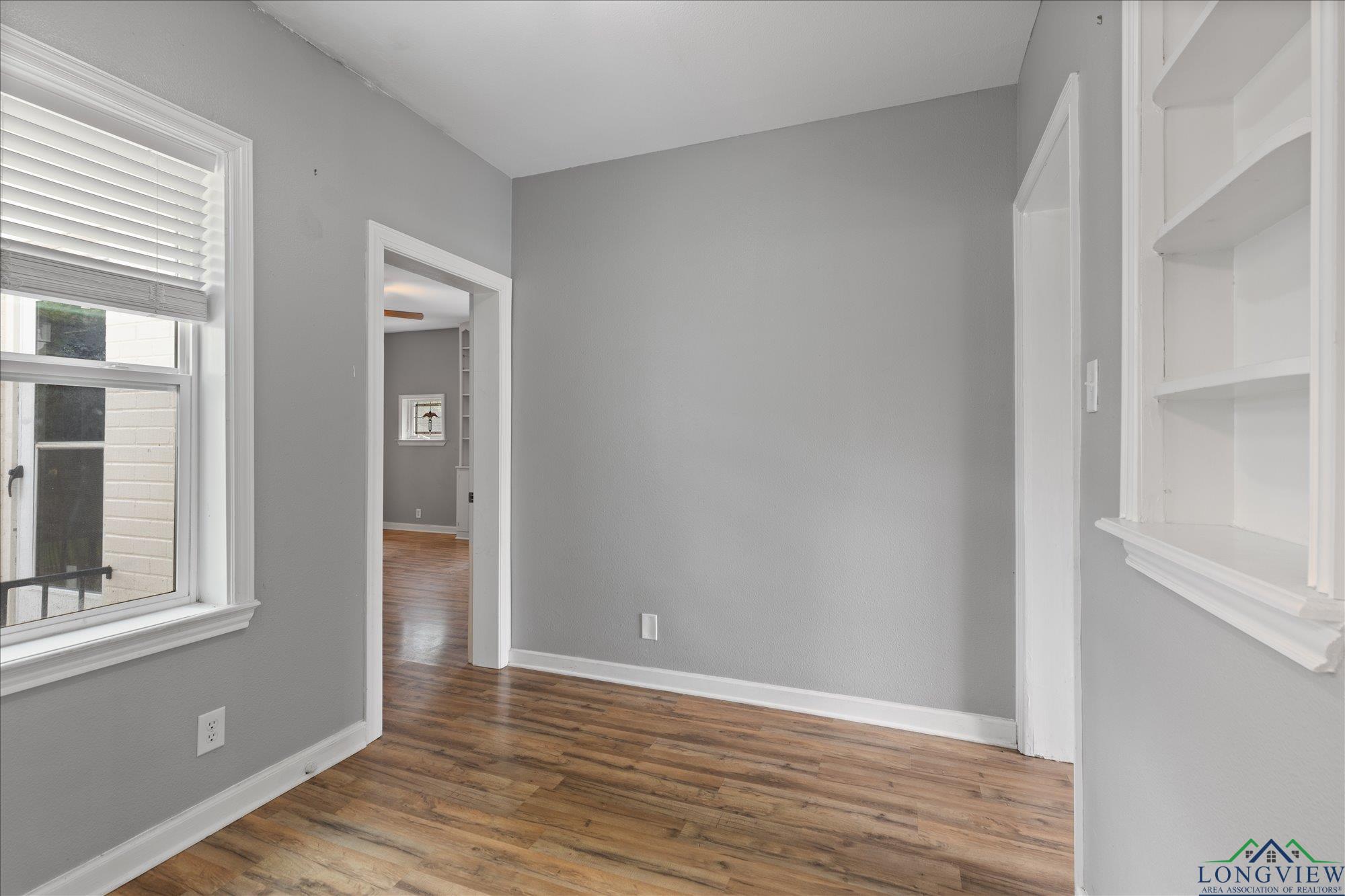 513 E Young, Longview, Texas image 23