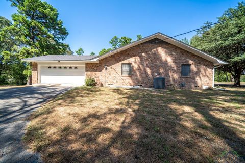 A home in Gilmer