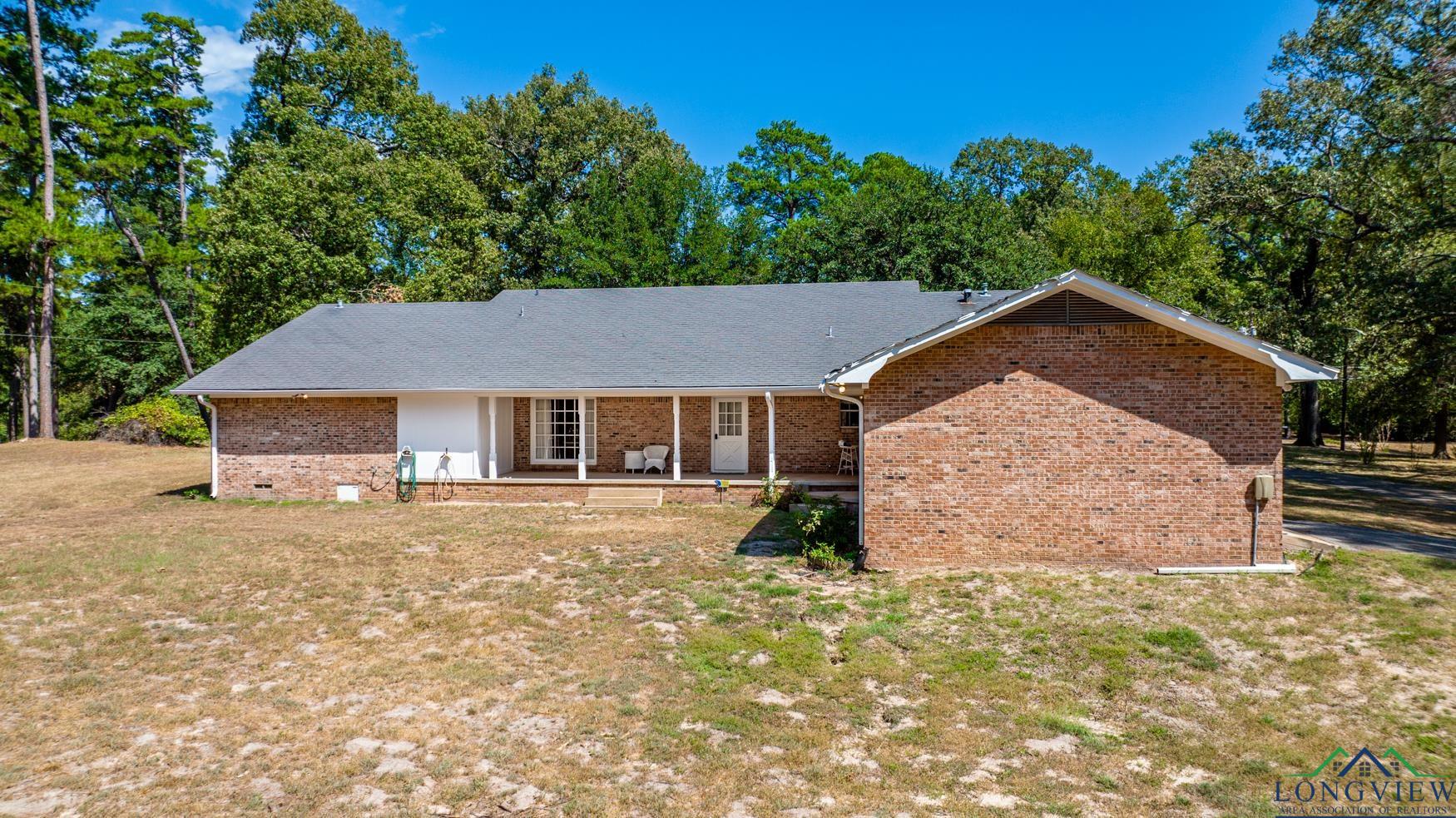 1318 Greenway Street, Gilmer, Texas image 30