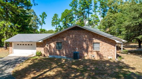 A home in Gilmer