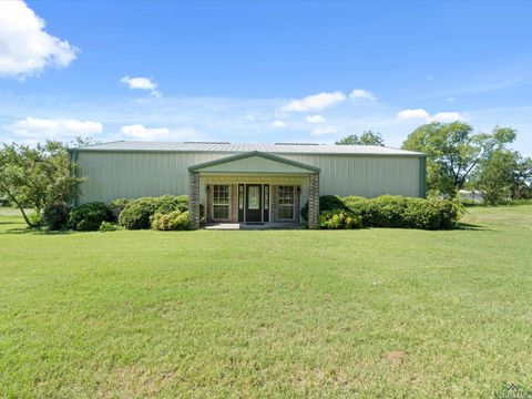 A home in Gilmer