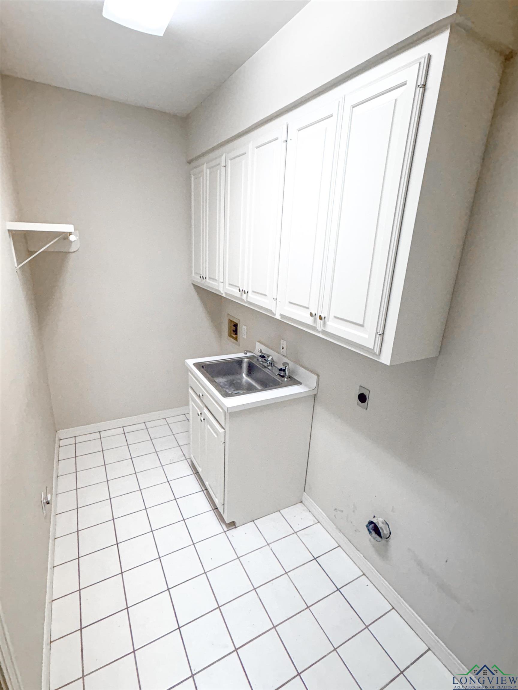 1203 Lesley, Longview, Texas image 14