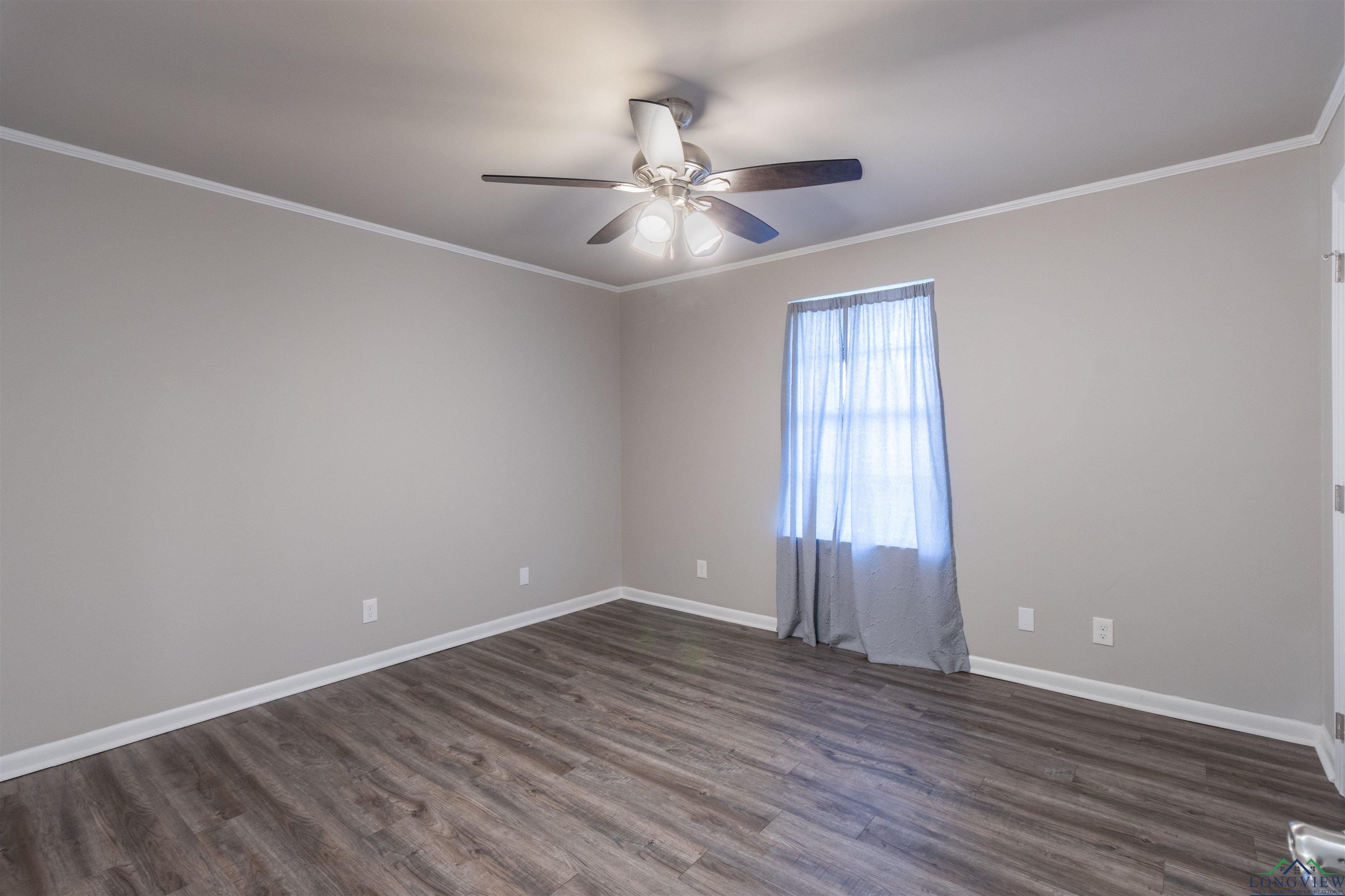102 N Joann St, White Oak, Texas image 20