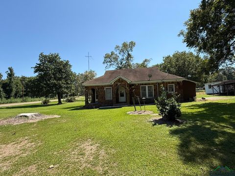 Homes For Sale - 1156 Crabapple Rd<br/> Upshur County, Big Sandy, TX 75755
