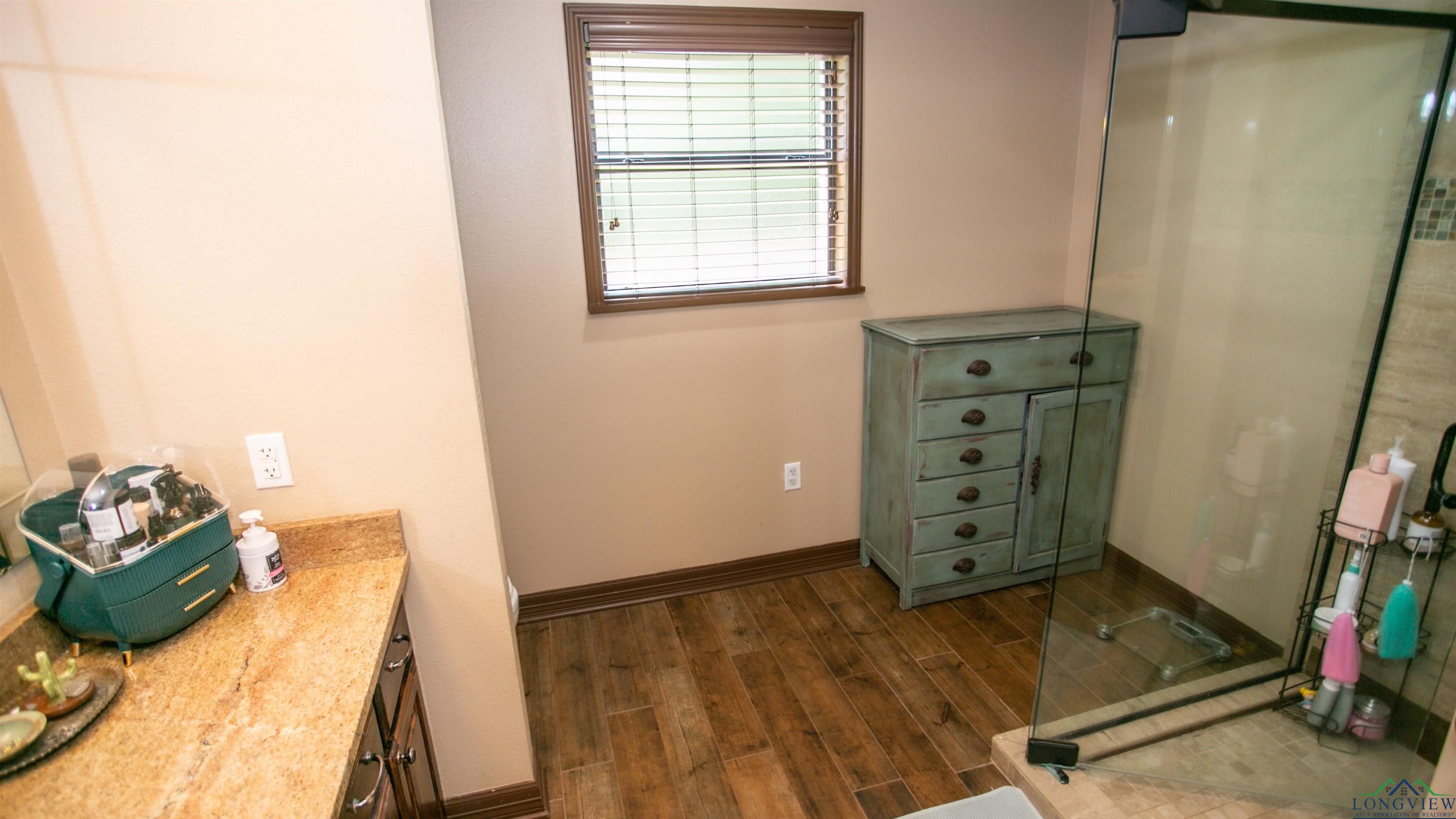 622 Pr 1147, Marshall, Texas image 33