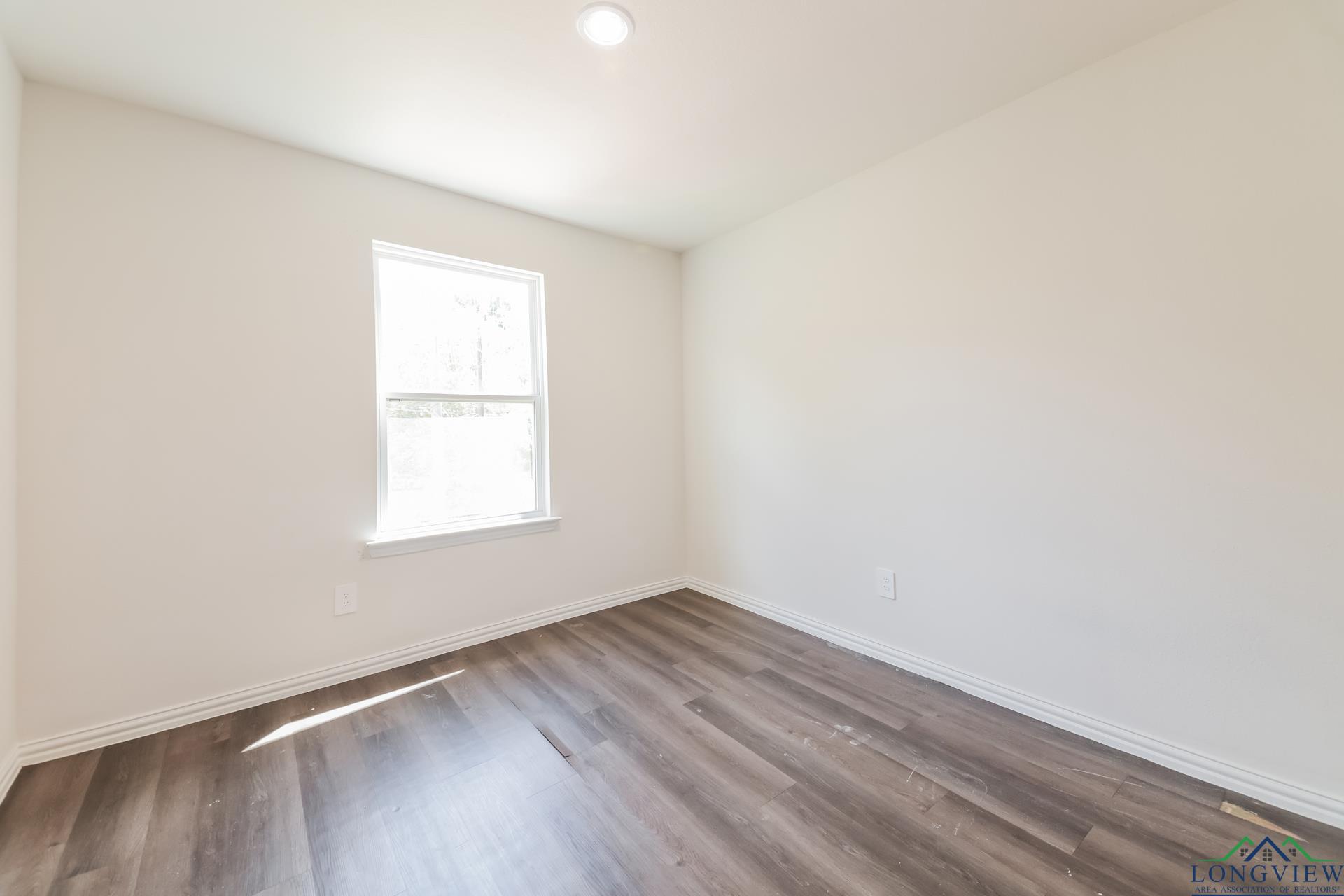801 W Walnut St, Longview, Texas image 13