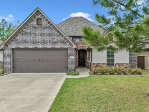 Homes For Sale - 3917 Gable Crest Ln<br/> Gregg County, Longview, TX 75605