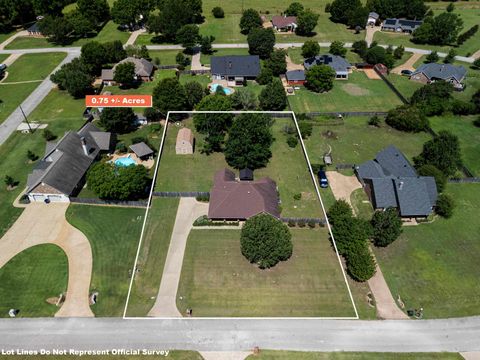 Homes For Sale - 14937 Fargo Dr<br/> Henderson County, Chandler, TX 75758