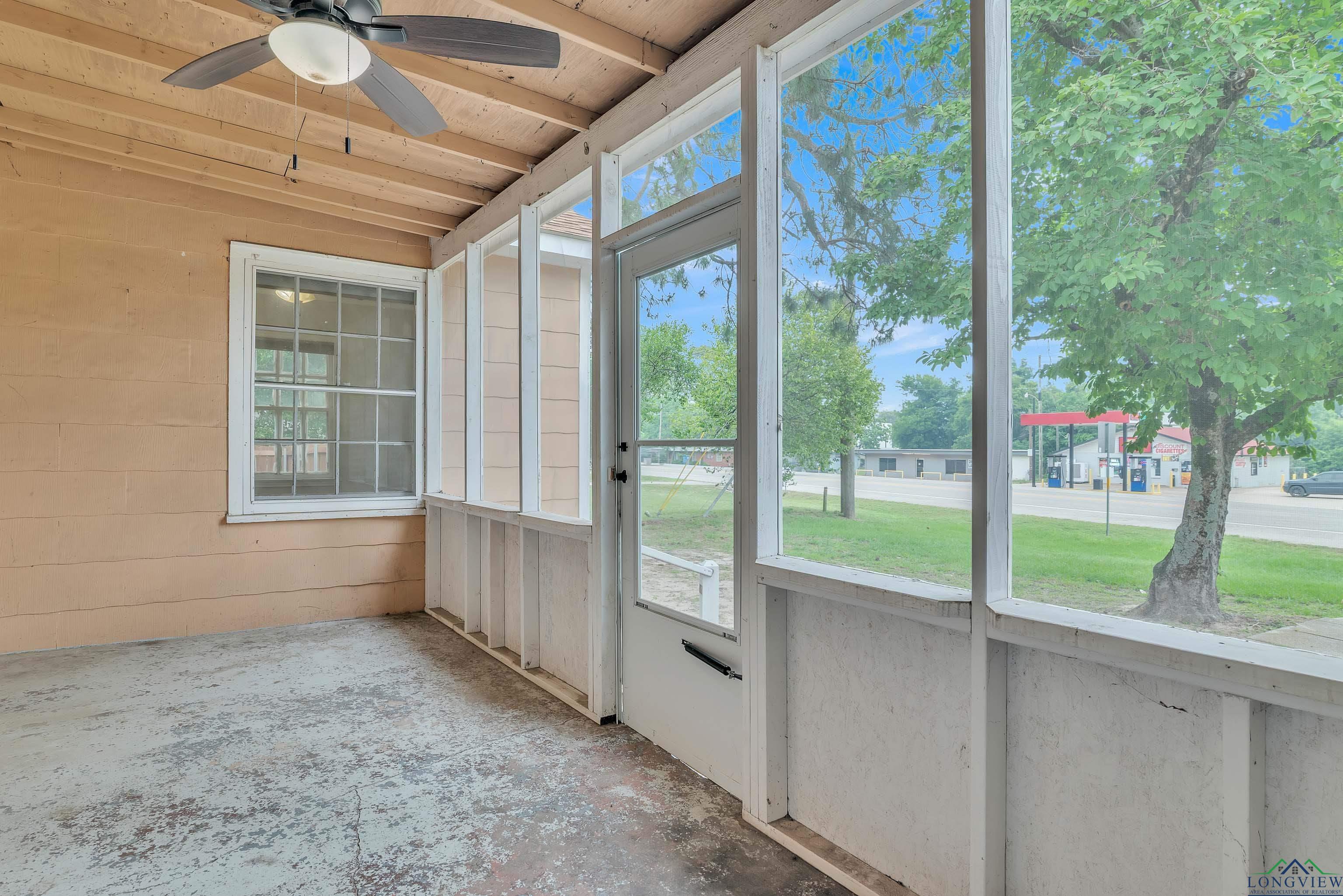 1001 N Main Street, Winnsboro, Texas image 23