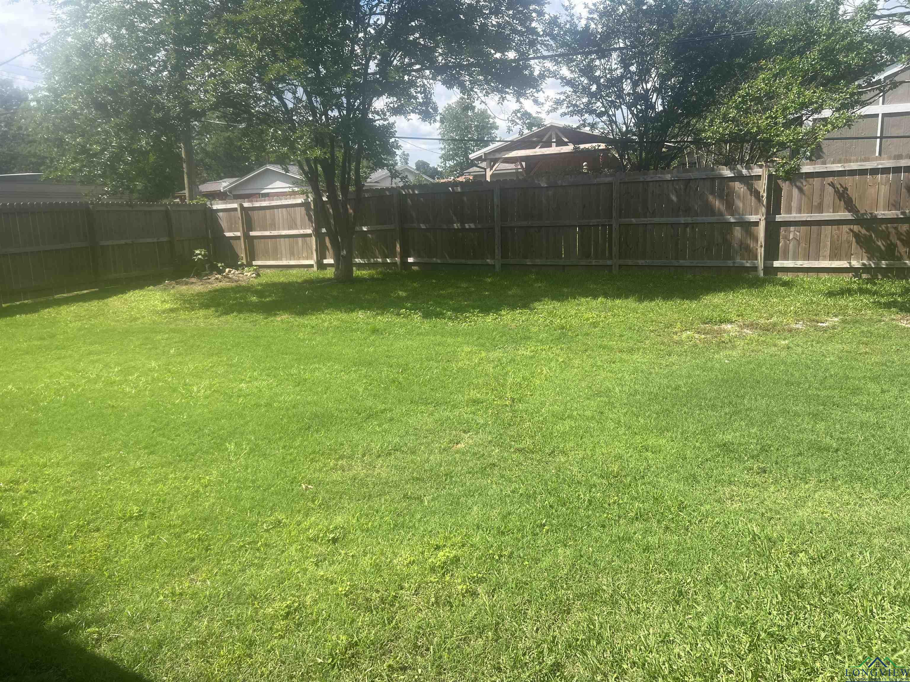 4303 Idylwild Ter, Marshall, Texas image 12
